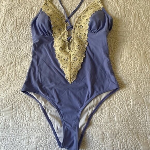 cupshe swimsuits one piece - Picture 1 of 2